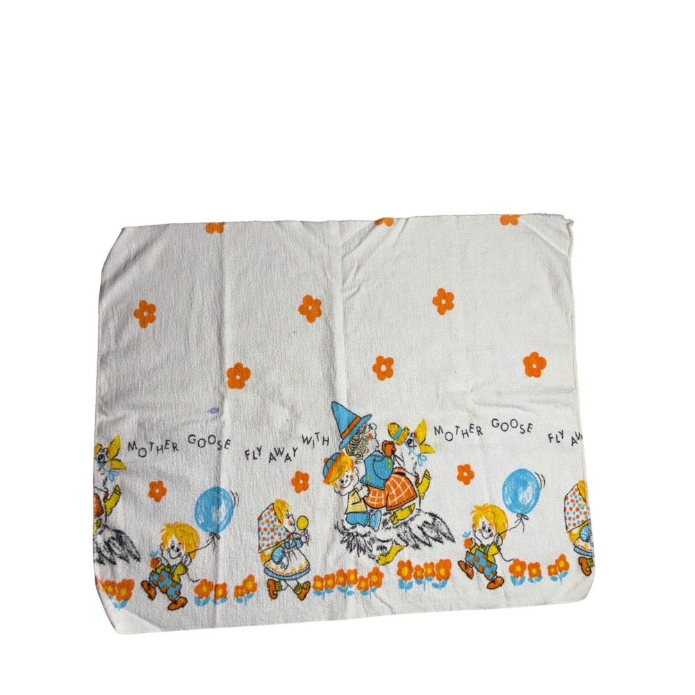 Vintage Mother Goose Fly Away Baby Towel White Terry Cloth Nursery Rhyme Print